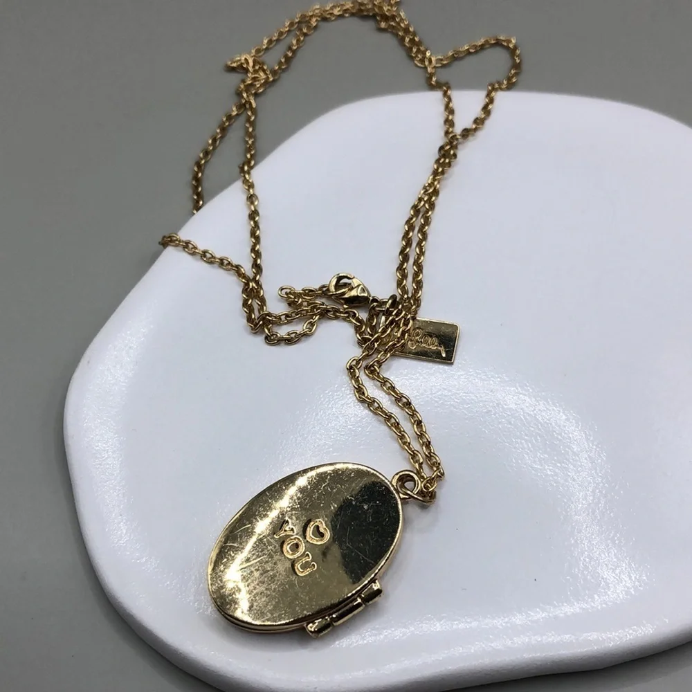Lilly Pulitzer Flower Floral Locket  Pendant Gold Tone Chain Necklace